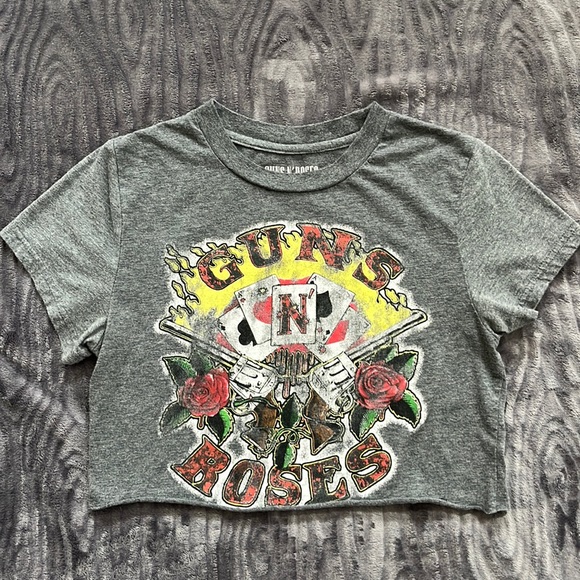 Women's Guns N' Roses Cropped T-shirt - Picture 1 of 4
